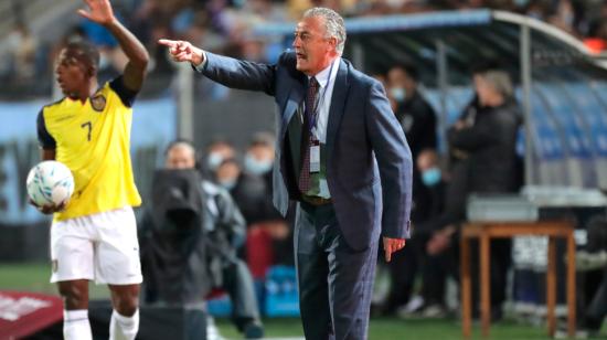 Gustavo Alfaro, durante el partido ante Uruguay, en Montevideo, el 9 de septiembre de 2021. 