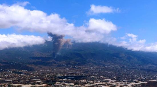 Una erupción inició en el volcán Cumbre Vieja, en las islas Canarias, el 19 de septiembre de 2021. 