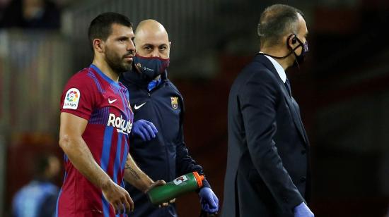 Sergio Agüero, durante el partido ante el Alavés, en el Camp Nou, en Barcelona, el 30 de octubre de 2021. 