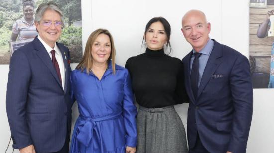 El presidente Guillermo Lasso durante la reunión con Jeff Bezos, fundador de Amazon. Reino Unido, 1 de noviembre de 2021