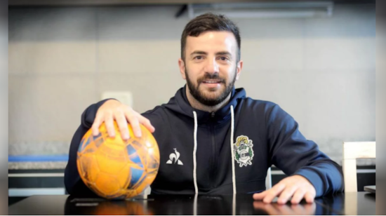 Mariano Maida, durante su estadía como entrenador en Gimnasia y Esgrima de la Plata, en 2020.