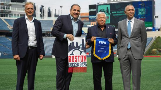 Funcionarios de la FIFA y la CONCACAF, en el Gillette Stadium, en Boston, el 15 de septiembre de 2021. 