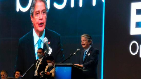 El presidente Lasso durante la apertura de la cumbre de inversiones en Quito, el 18 de noviembre de 2021.