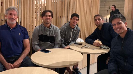 El equipo ecuatoriano de Copa Davis reunido en Finlandia, el 16 de noviembre de 2021.