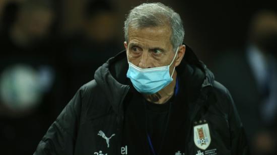 Tabarez, durante el partido entre Uruguay y Ecuador en Montevideo, por Eliminatorias, el 9 de septiembre de 2021.