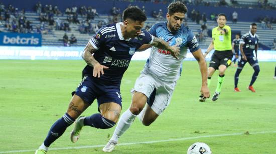 Alexis Zapata, durante el partido ante el Manta, en el George Capwell, en Guayaquil, el 27 de noviembre de 2021.