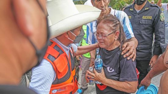 El presidente de Perú, Pedro Castillo, visita a los damnificados por el terremoto del 28 de noviembre de 2021.