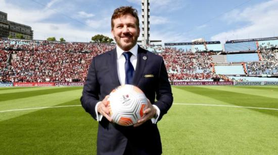 Alejandro Domínguez, presidente de la Conmebol, en el Estadio Centenario, en Uruguay, el 1 de diciembre de 2021.