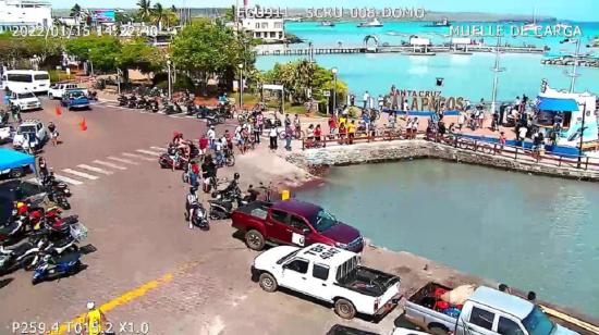 Imagen del muelle de carga en Puerto Ayora, Galápagos, el 15 de enero de 2022.