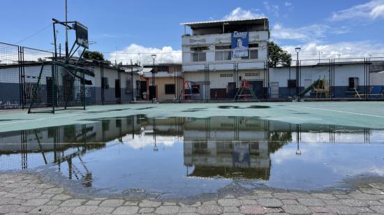 Cancha de multiusos de la Playita del Guasmo, donde se produjo la masacre de seis personas. Guayaquil, 1 de febrero de 2022.