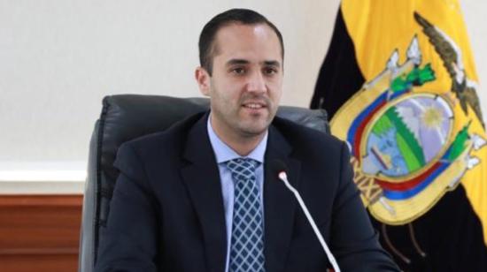 El canciller Juan Carlos Holguín, en una reunión virtual desde su despacho, en Quito, el 21 de enero de 2022. Ahora, se refirió al acuerdo comercial con México.