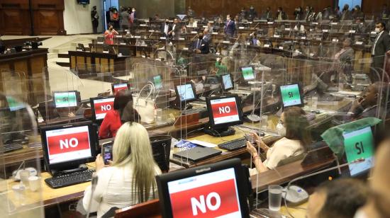 El Pleno de la Asamblea, durante la primera votación de la Ley para garantizar el aborto en casos de violación, este 17 de febrero de 2022.