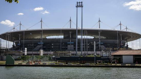 Imagen panorámica del Stade de France en Saint-Denis, en la periferia de París, donde se jugará la final de la Champions League 2022. 