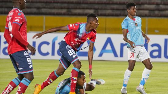 Frank Obando, de El Nacional, en el partido ante Olmedo, en el estadio Olímpico Atahualpa, el 22 de marzo de 2022.