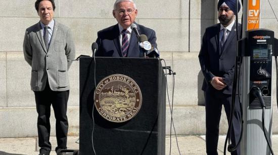 Presidente del Comité de Relaciones Exteriores del Senado, el demócrata Bob Menéndez, en un acto público en New Jersey, en Estados Unidos, el 21 de marzo de 2022.