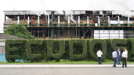 Fachada del ingenio Ecudos, ubicado en el cantón La Troncal, provincia de Cañar, que fue incautado por el Estado al Grupo Isaías.