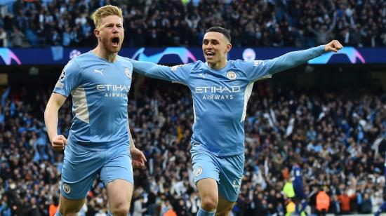 Kevin de Bruyne y Phil Foden, en el partido del Manchester City ante el Real Madrid, el 26 de abril de 2022.