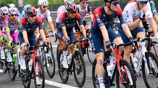 Richard Carapaz, durante la Etapa 1 del Giro de Italia, en Hungría, el 6 de mayo de 2022.