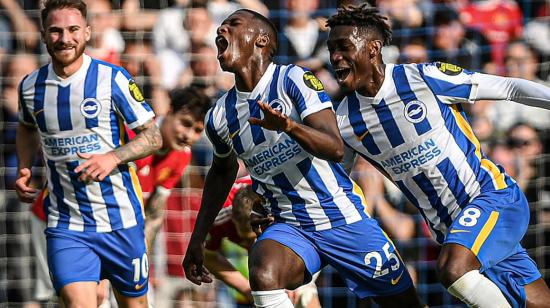 Moisés Caicedo, celebrando su gol con el Brighton ante el Manchester United, el  7 de mayo de 2022.