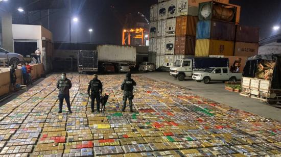 Incautación de siete toneladas de droga en el Puerto Marítimo de Guayaquil, en febrero de 2022.