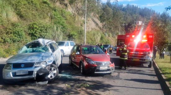 Un accidente de tránsito en la avenida Simón Bolívar, de Quito, en abril de 2022.