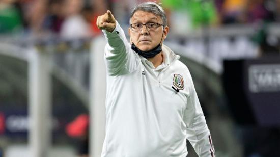 Gerardo Martino da indiciaciones en un partido de la selección mexicana, en 2021.