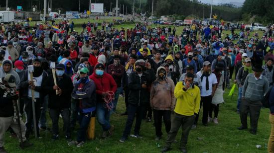 Los manifestantes reunidos en El Chasqui, Cotopaxi, el 15 de junio de 2022.