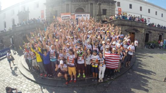 Los participantes del Mundial de Aventura de Ecuador, en Quito en 2014.