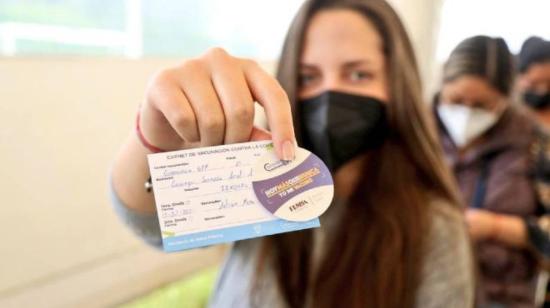 La Unión Europea acepta el certificado de vacunación emitido en Ecuador y otros cuatro países, como equivalente de su documento digital, para el ingreso y la movilización de turistas de esas naciones.