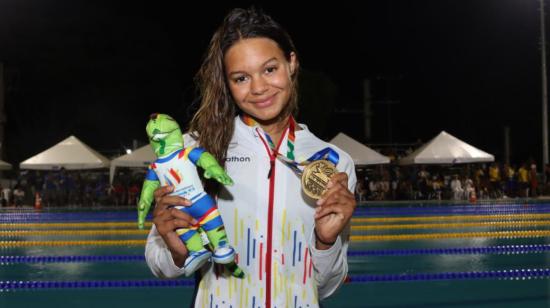 Anicka Delgado, con su medalla de oro de los Juegos Bolivarianos  de Valledupar, el 2 de julio de 2022.