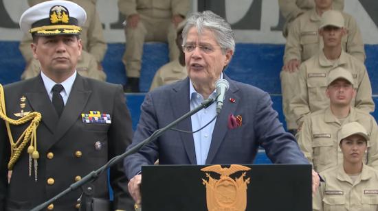 Guillermo Lasso, presidente de Ecuador, da un discurso durante un evento por el inicio del curso de formación de guías penitenciarios, el 11 de julio de 2022.