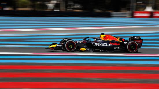 Max Verstappen de Red Bull Racing en acción durante el Gran Premio de Francia en el Circuito Paul Ricard de Le Castellet, el 24 de julio de 2022.