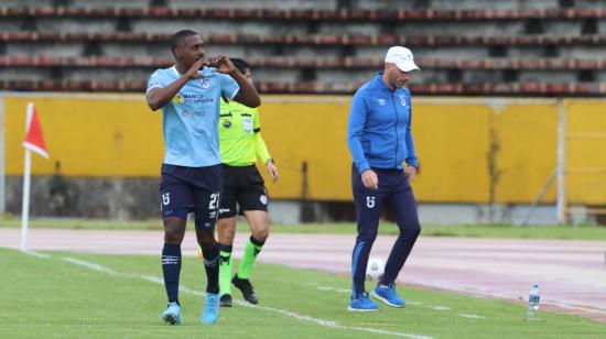 Anderson Ordóñez, de Universidad Católica, celebra su gol ante Liga de Quito por LigaPro, el 24 de julio de 2022.