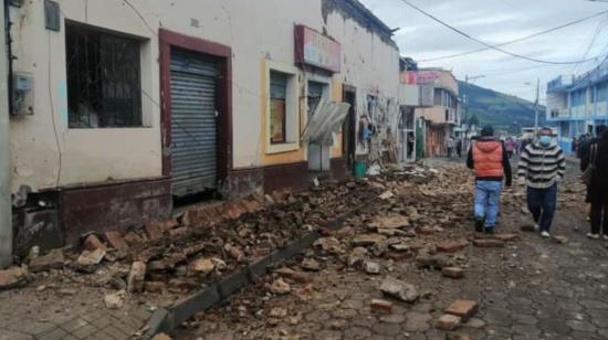 Un sismo dejó daños en viviendas en Carchi, el 25 de julio de 2022.