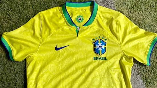 Esta es la camiseta que Brasil usará durante el Mundial de Catar 2022. 