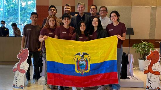 La selección de Ecuador, durante la Olimpiada de Ajedrez en Chennai, India, el 4 de agosto de 2022.