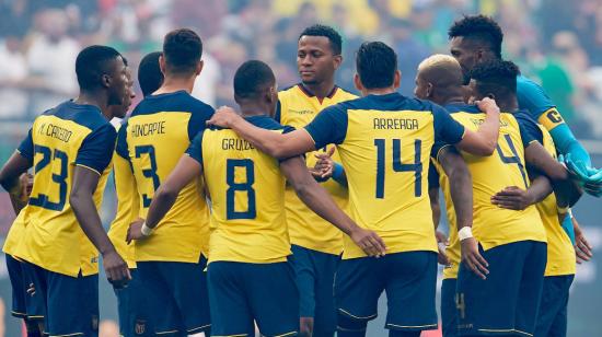 Los jugadores de la selección de Ecuador, en el amistoso ante México, en Chicago, el 5 de junio de 2022.