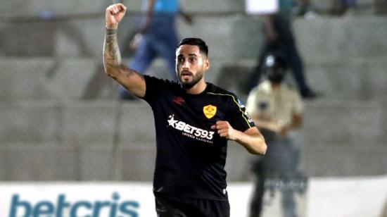 Francisco Fydriszewski, de Aucas, celebra un gol anotado frente a 9 de Octubre por la Fecha 6 de la LigaPro, el sábado 13 de agosto de 2022.