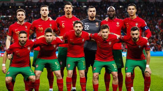 Los jugadores de la selección de Portugal posan antes de un encuentro en 2022.