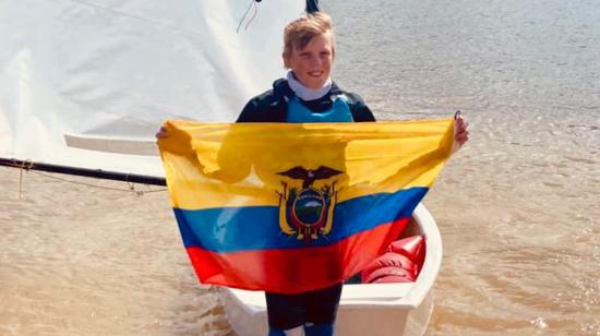 Jonas Koreiva, celebrando su triunfo en los Juegos Bolivarianos, el 2 de julio de 2022.