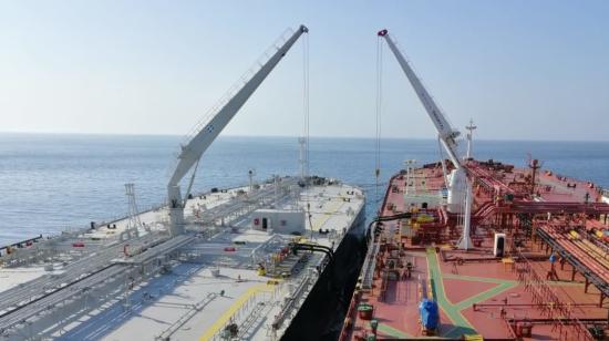 Buques petroleros de Flopec en una terminal internacional, en agosto de 2022.