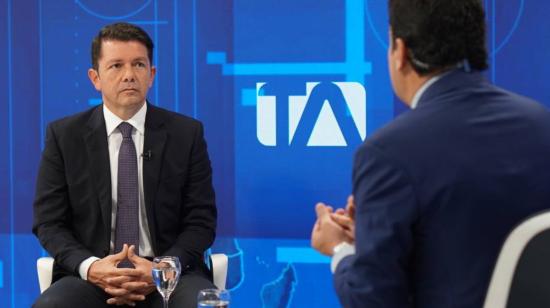 El ministro de Gobierno, Francisco Jiménez, en entrevista con Teleamazonas, el 13 de septiembre de 2022. Habló de nuevas preguntas de consulta popular.