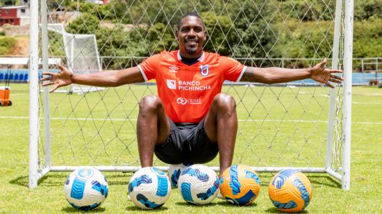 Anderson Ordóñez, en el complejo deportivo de la Universidad Católica, en la Armenia.