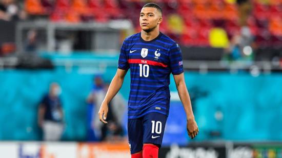 Kylian Mbappé es la principal estrella de la selección francesa que jugará el Mundial de Qatar 2022. 