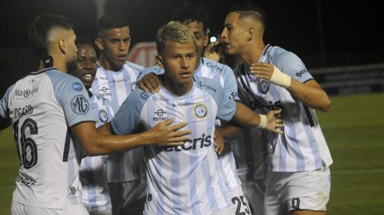 Los jugadores de Guayaquil City festejan uno de los goles ante Mushuc Runa, el 19 de septiembre de 2022.