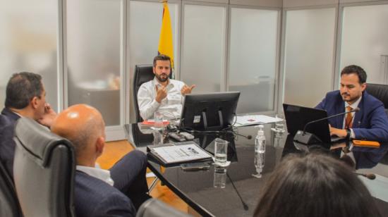 El ministro Pablo Arosemena en reunión con autoridades del BID el 1 de septiembre de 2022.