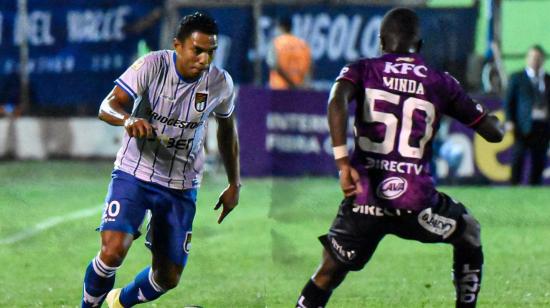 Jefferson Montero, de 9 de Octubre, en el partido ante Independiente del Valle por la Copa Ecuador, el 21 de septiembre de 2022.