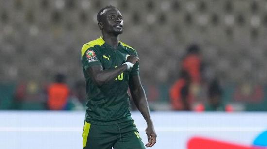 El jugador de Senegal, Sadio Mané, durante un partido de fútbol con su selección.