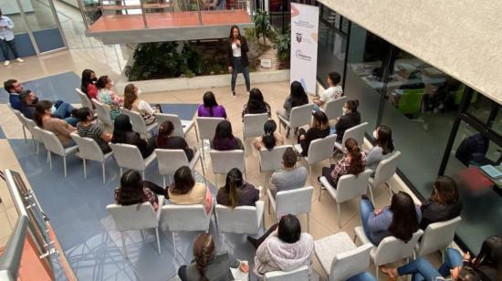 Senescyt recibió a un grupo de estudiantes de educación ambiental, el 26 de agosto de 2022. Desde 2023, los procesos de admisión estarán a cargo de las universidades.