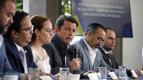 Rueda de prensa, encabezada por el ministro de Gobierno, Francisco Jiménez, para hablar sobre los acuerdos de las mesas de diálogo con las organizaciones indígenas, el 27 de septiembre de 2022.